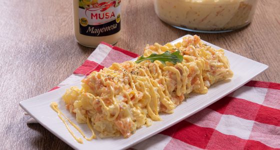 Ensaladilla de salmón y manzana