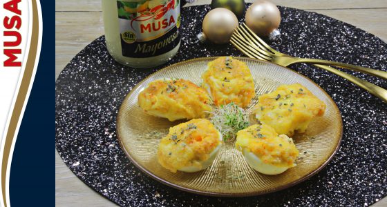 Huevos rellenos gratinados