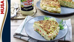 tortilla-calabacin-rellena-ensaladilla