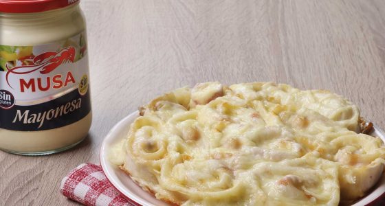 Rollitos de jamón y queso gratinados