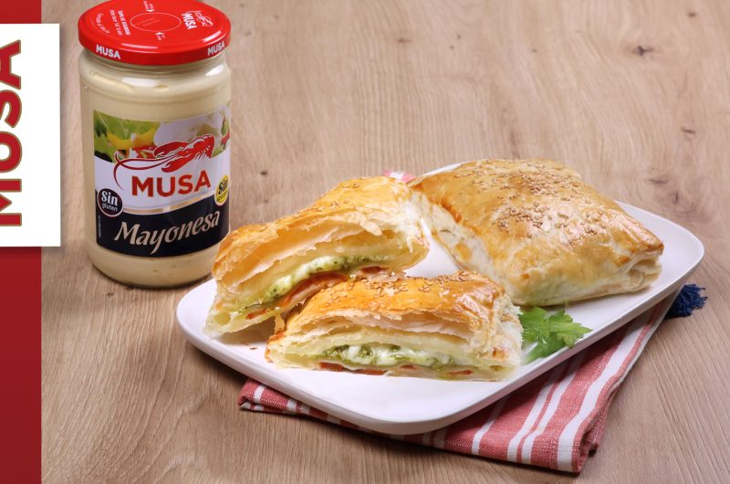 Pastelitos de Hojaldre y Mayopesto