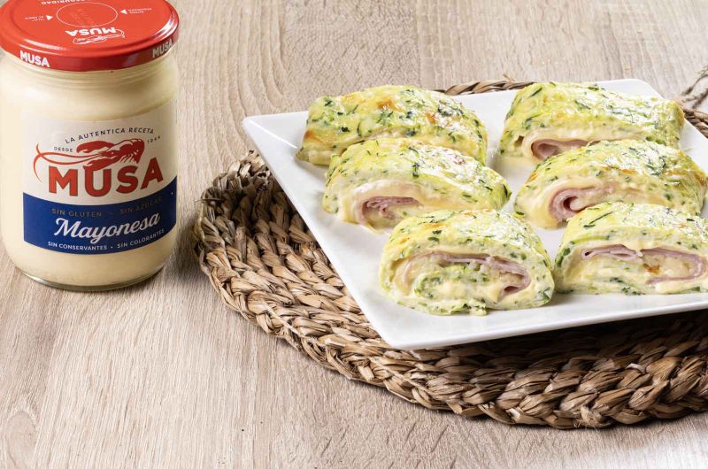 Rollo de calabacín, jamón y queso