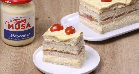 Pastel de pan de molde fácil
