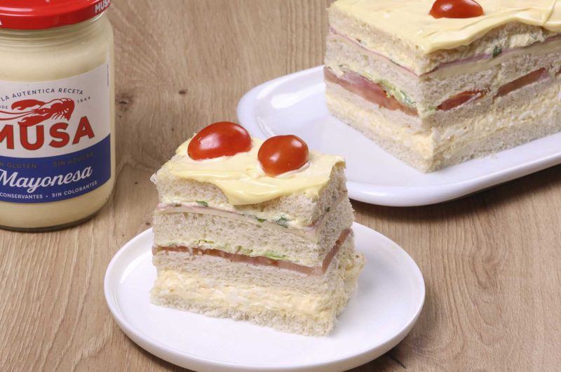 Pastel de pan de molde fácil