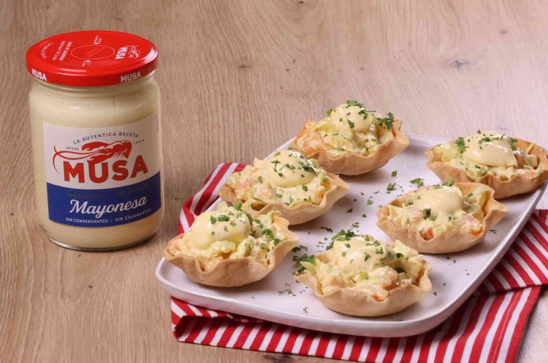 Tartaletas de salmón y langostinos con Mayonesa Musa