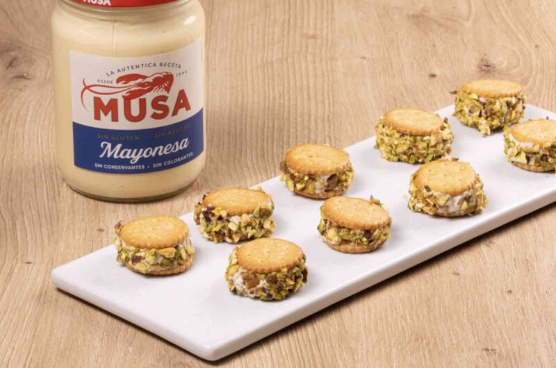 Canapés de atún y pistachos con Mayonesa Musa