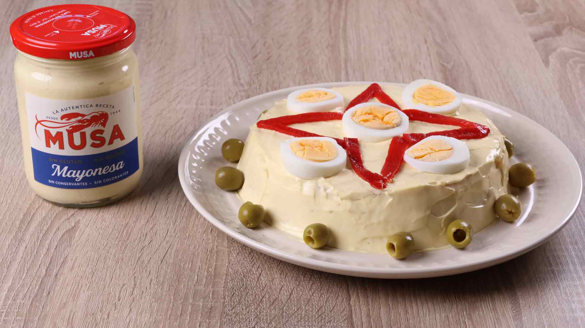 Pastel de arroz y bonito preparado con Mayonesa Musa.