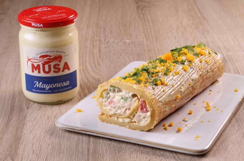 Pionono salado relleno de atún